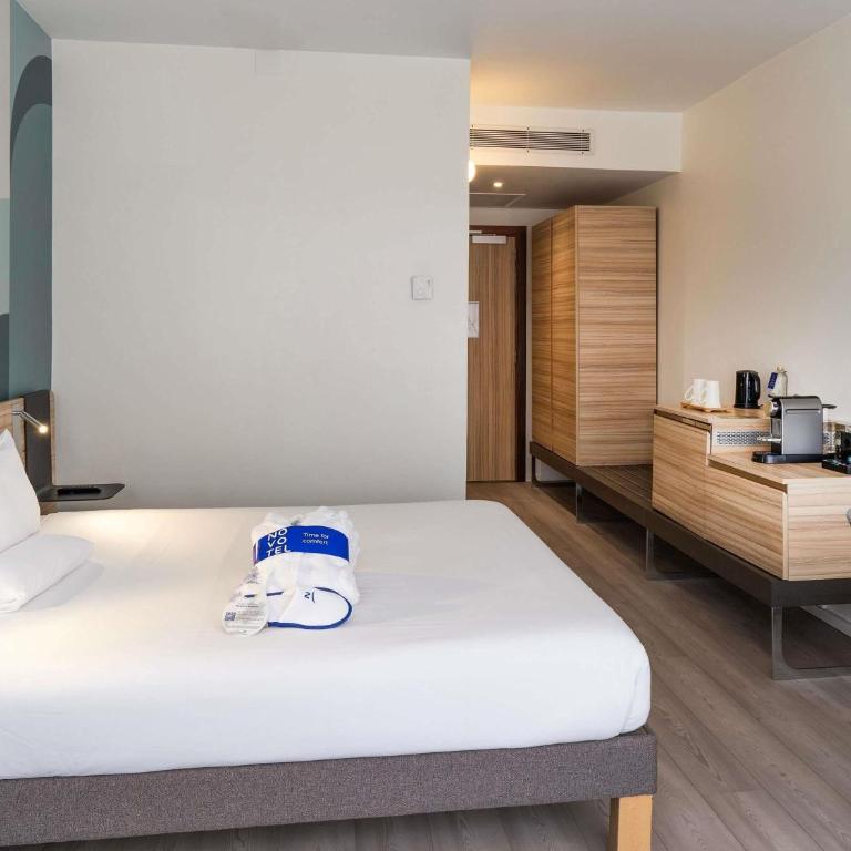 Novotel Madrid Feria and Airport - Chambre Lit Queen-Size Supérieure - Plaza Building - 2
