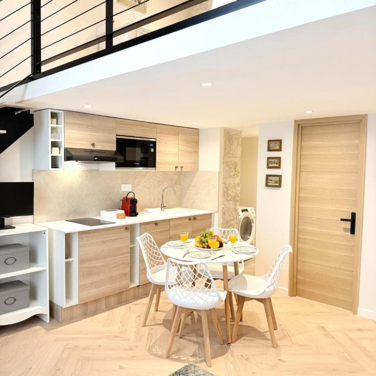 Belle Époque Duplex - Charm & Modernity AC & Wi-Fi - Appartement 1 Chambre - 2