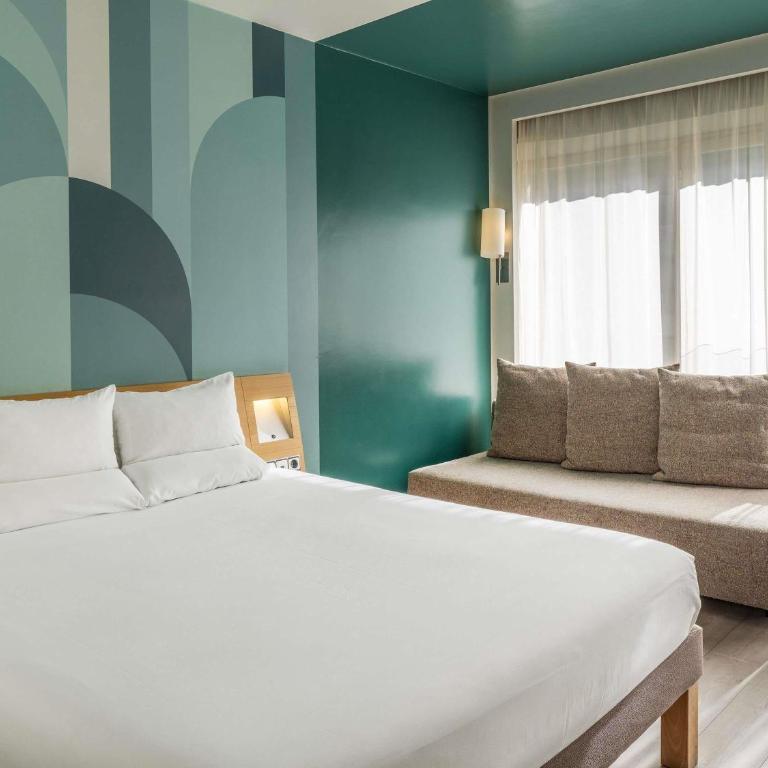 Novotel Madrid Feria and Airport - Chambre Lit Queen-Size Standard avec Canapé-Lit - Plaza Building - 4