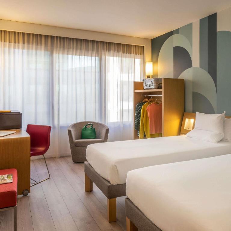 Novotel Madrid Feria and Airport - Chambre Standard avec 2 Lits Jumeaux - Accès à la Mobilité - Plaza Building - 2