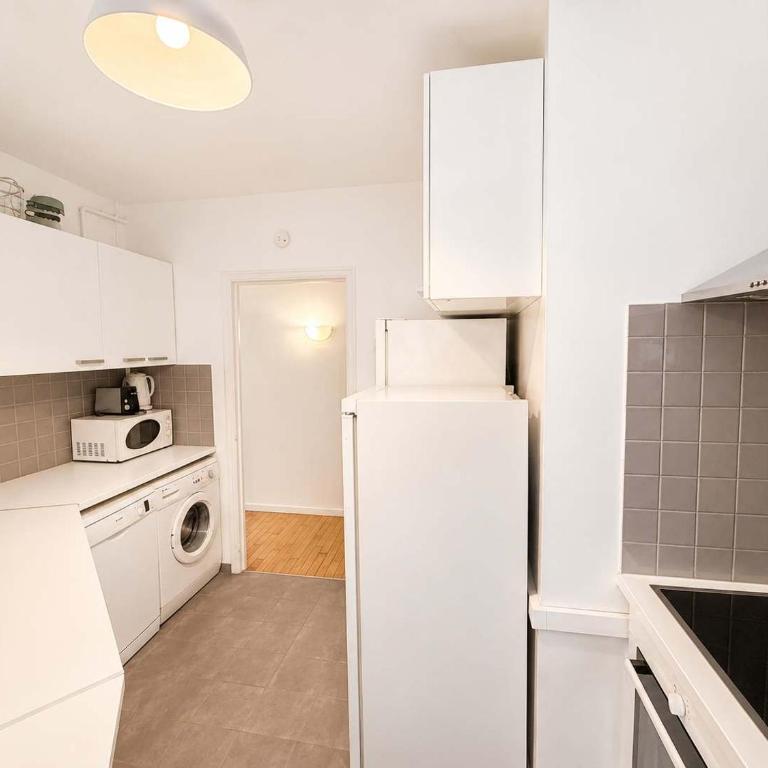 Appartement Parisien 2 Chambres - 6P - goncourt - Appartement - 13