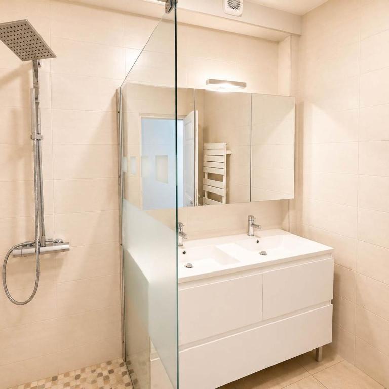 Appartement Parisien 2 Chambres - 6P - goncourt - Appartement - 19