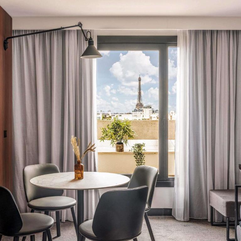 Novotel Paris Vaugirard Montparnasse - Suite Supérieure avec 1 Lit Double - Vue sur Tour Eiffel - 9