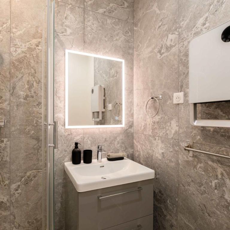 Charlot Studio in the Heart of Haut Marais - Appartement - 10