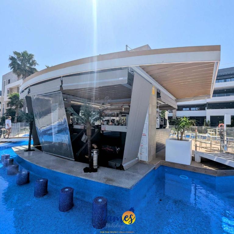 South Facing Luxury Flamenca Village Escape PF15 - Apartamento - 36