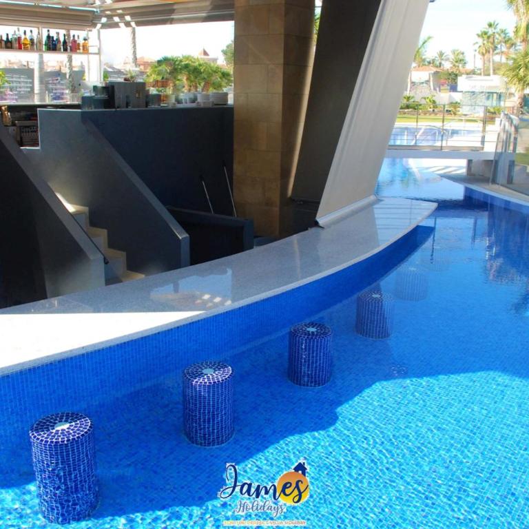 South Facing Luxury Flamenca Village Escape PF15 - Apartamento - 39