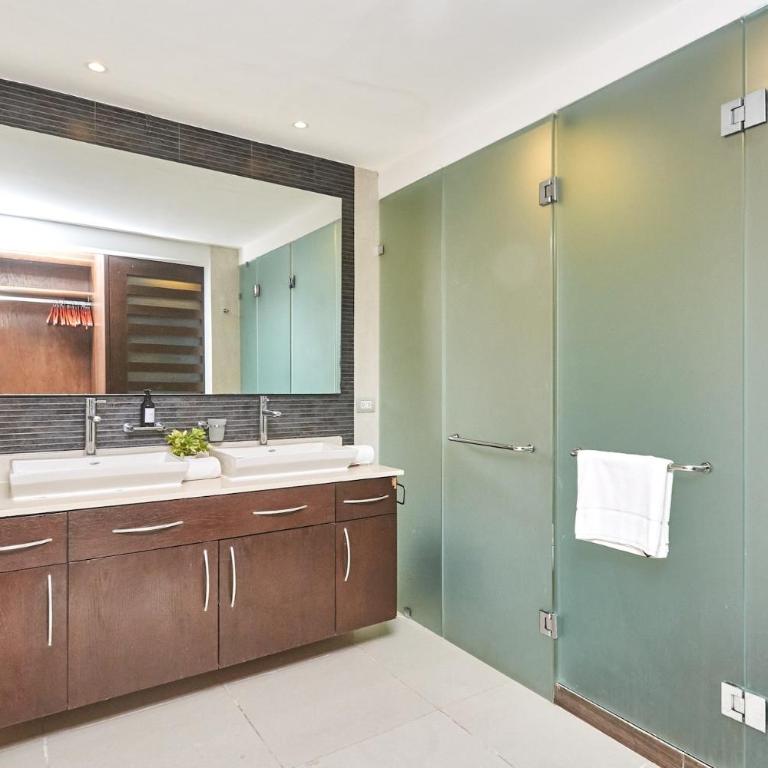 Mareazul Luxury Condo Beach & Resort Pools - Apartment mit 2 Schlafzimmern und Balkon - 10