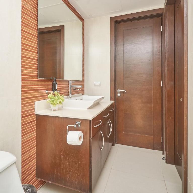 Mareazul Luxury Condo Beach & Resort Pools - Apartment mit 2 Schlafzimmern und Balkon - 12