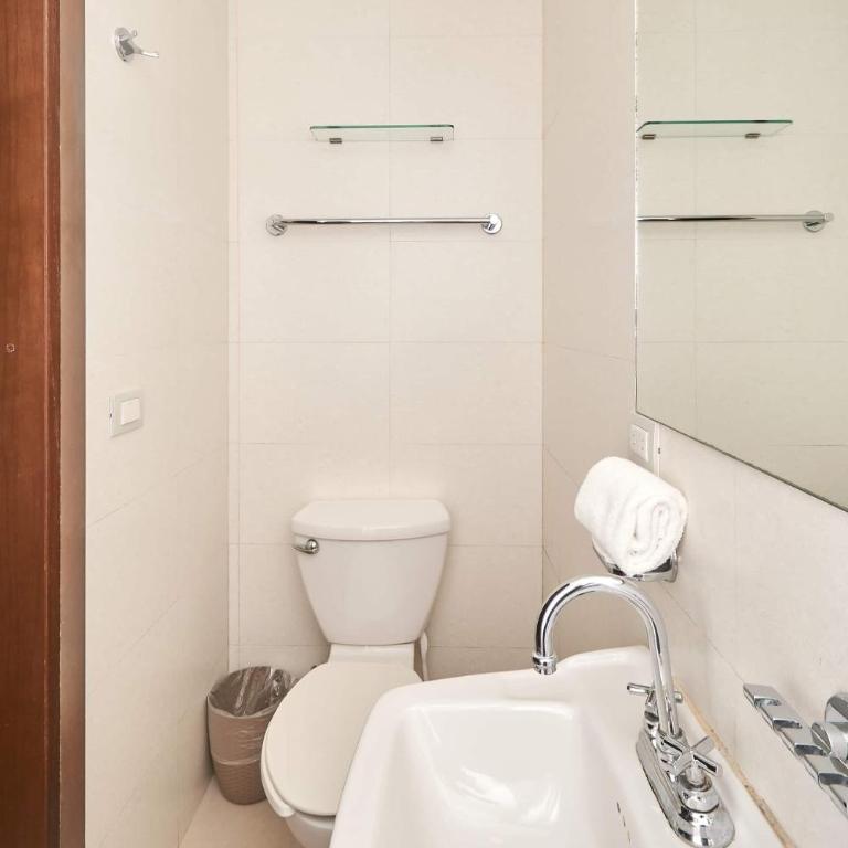 Mareazul Luxury Condo Beach & Resort Pools - Apartment mit 2 Schlafzimmern und Balkon - 24