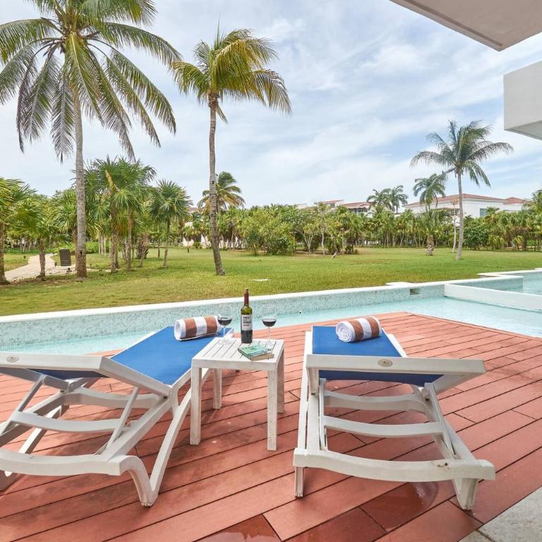 Mareazul Luxury Condo Beach & Resort Pools - Apartment mit 2 Schlafzimmern und Balkon - 28