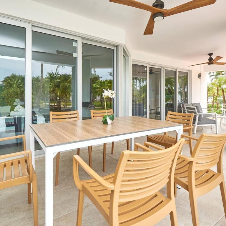 Mareazul Luxury Condo Beach & Resort Pools - Apartment mit 2 Schlafzimmern und Balkon - 30