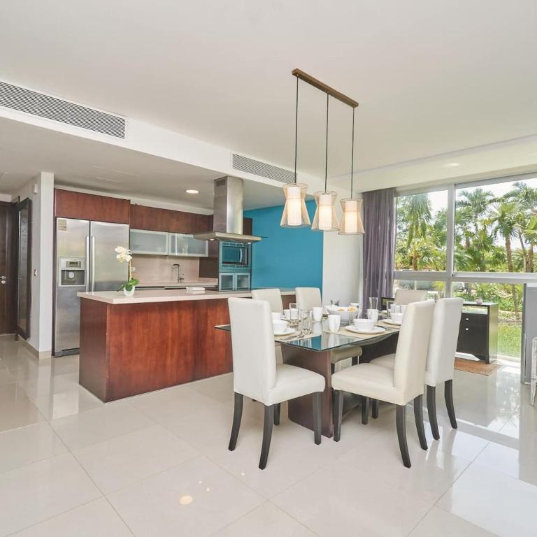 Mareazul Luxury Condo Beach & Resort Pools - Apartment mit 2 Schlafzimmern und Balkon - 31