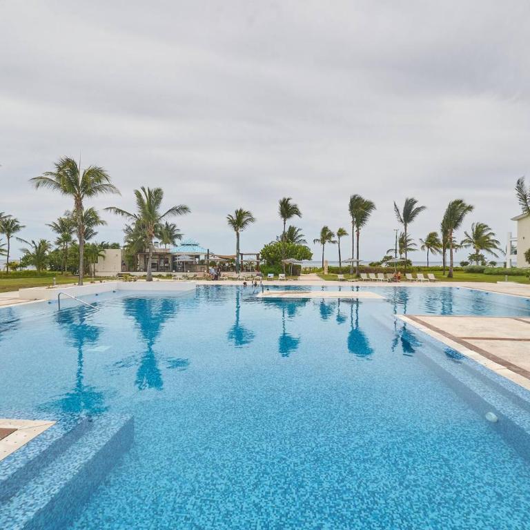 Mareazul Luxury Condo Beach & Resort Pools - Apartment mit 2 Schlafzimmern und Balkon - 37