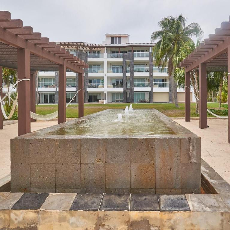 Mareazul Luxury Condo Beach & Resort Pools - Apartment mit 2 Schlafzimmern und Balkon - 46
