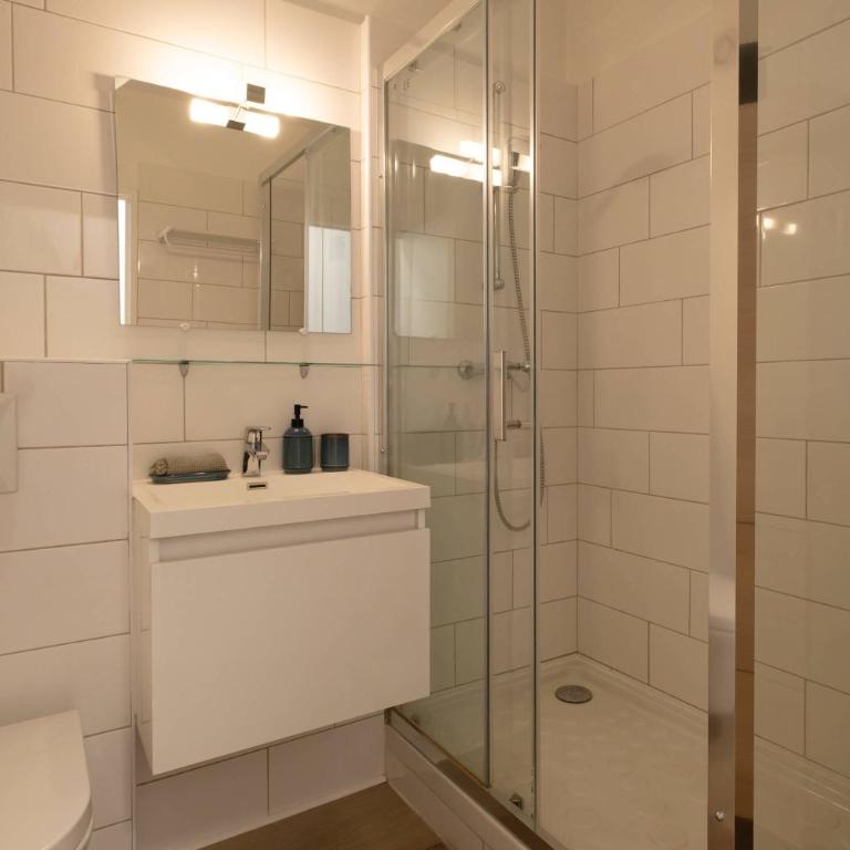Mornet Studio with Balcony - Appartement - 10