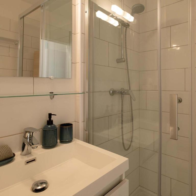 Mornet Studio with Balcony - Appartement - 11
