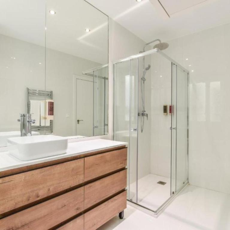 AmazINN Places Embajadores V - Apartment mit 2 Schlafzimmern und Stadtblick - 2