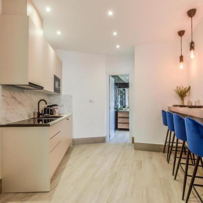 AmazINN Places Embajadores V - Superior Apartment mit 2 Schlafzimmern - 10