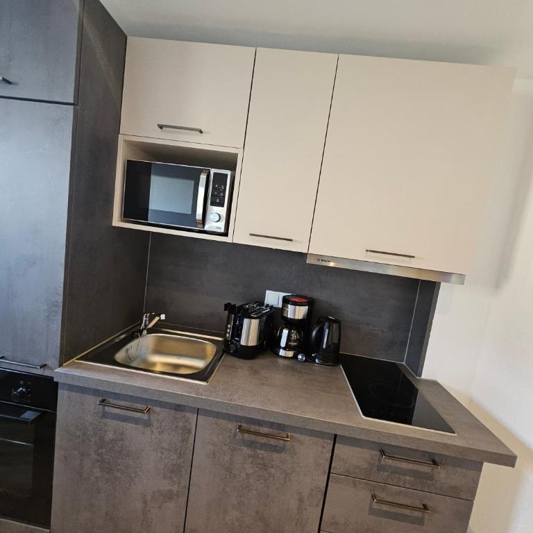 No1 - Flo's modern Rooms & Breakfast - Souterrain Mini Apartment (without breakfast) - 10