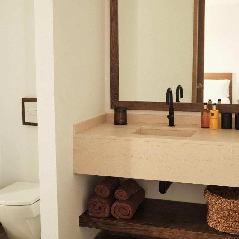 Alava Suites - Apartamento con balcón - 5