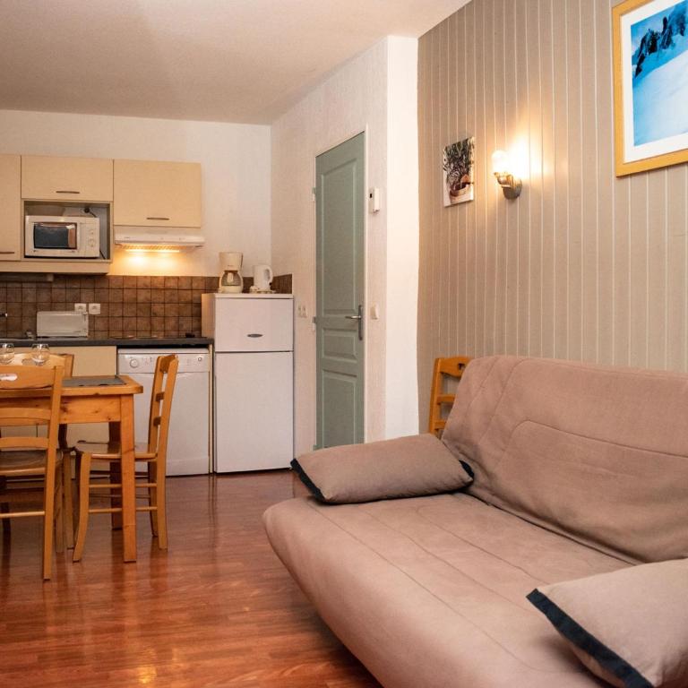 Appartement 3 Pièces, 6 Pers., Animaux Admis, Parking - Appartement 2 Chambres - 1