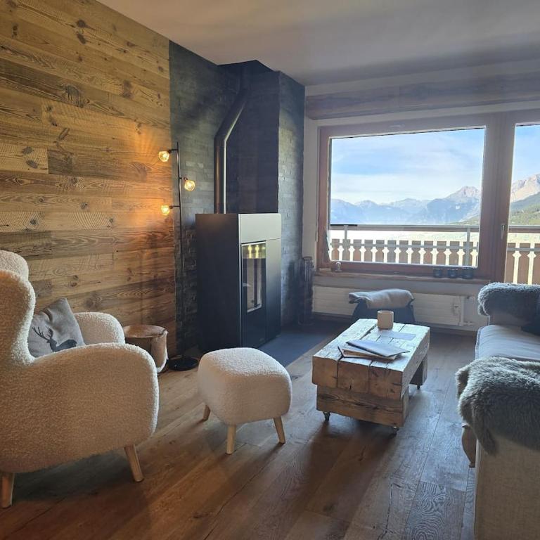 Appart chalet vieux bois, vue Alpes, Crans-Montana - Apartment - 1