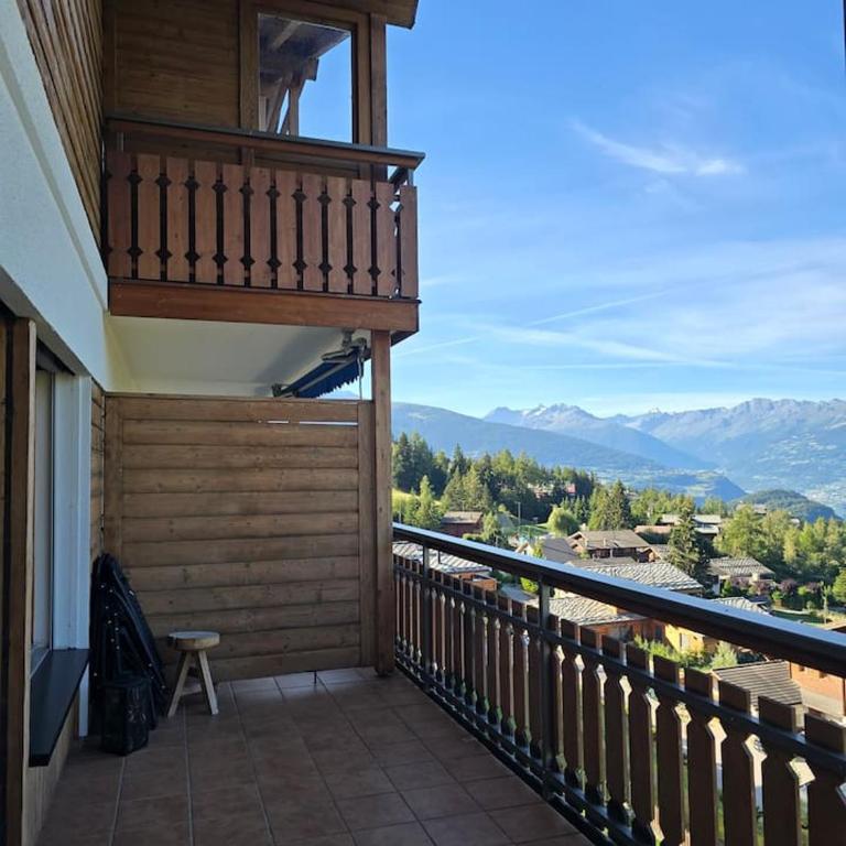 Appart chalet vieux bois, vue Alpes, Crans-Montana - Apartment - 6