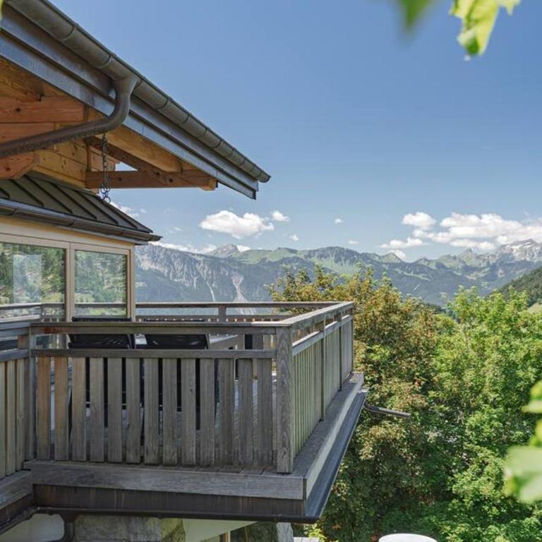Appart chalet vieux bois, vue Alpes, centre de Villas - Apartment - 8