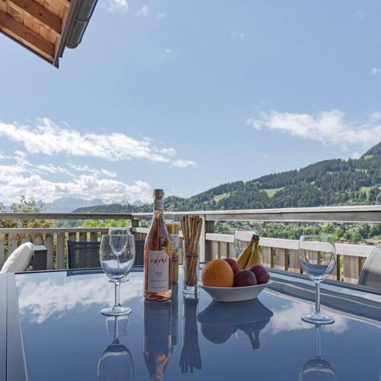 Appart chalet vieux bois, vue Alpes, centre de Villas - Apartment - 56