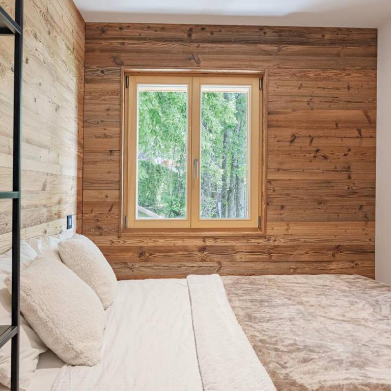 Appart chalet vieux bois, vue Alpes, centre de Villas - Apartment - 79