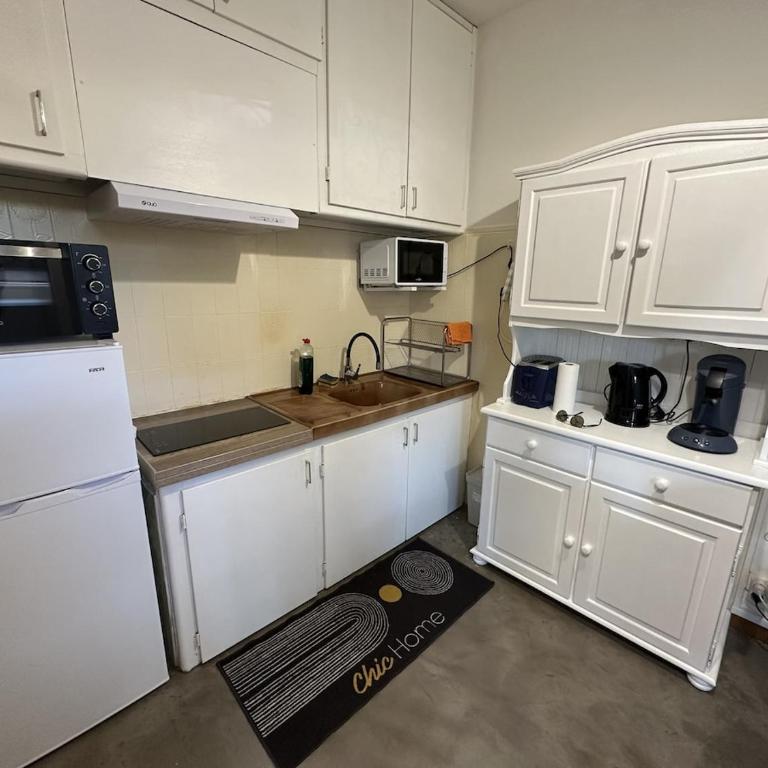 Studio cosy, quartier et rue calme - Appartement 1 Chambre - 9