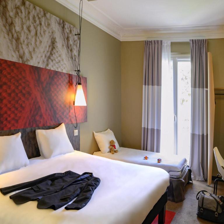 ibis Paris Tour Montparnasse 15eme - Chambre Triple avec 1 Lit Double et 1 Canapé-Lit - 3