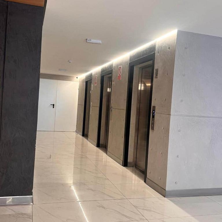 2BR Premium Privado · Larco · A/C · Recep. 24h - Two-Bedroom Deluxe Apartment with Balcony - 19