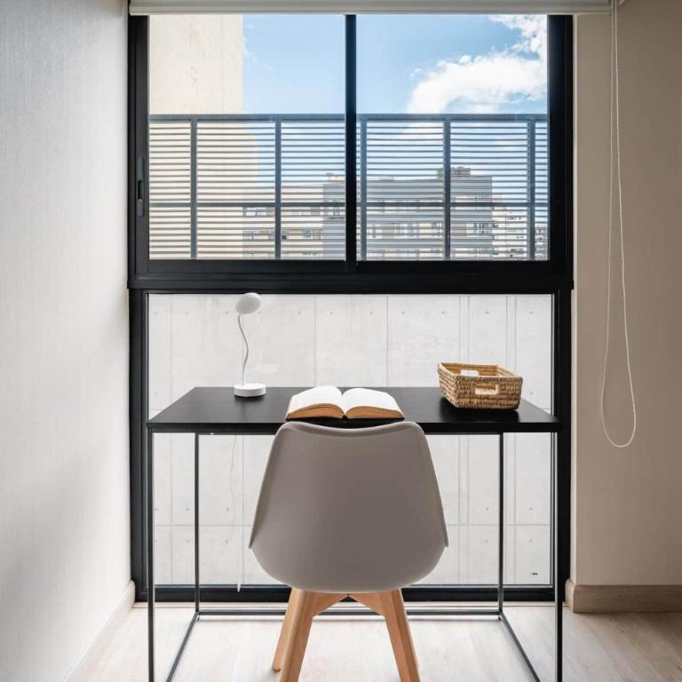 2BR Premium Privado · Larco · A/C · Recep. 24h - Two-Bedroom Deluxe Apartment with Balcony - 25