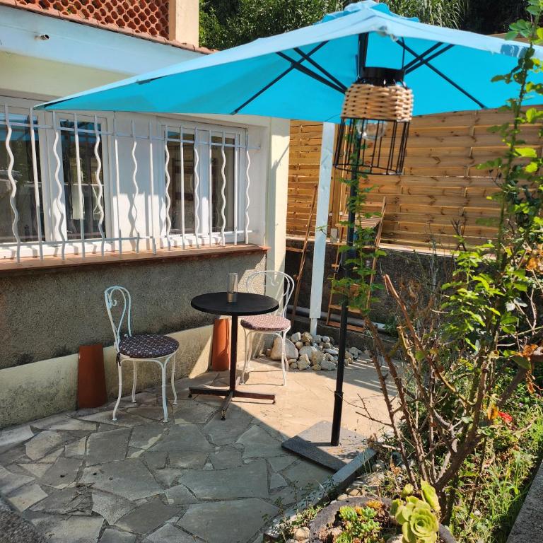 Pretty and comfortable outbuilding with swimming pool and garden - Maison 1 Chambre - 20