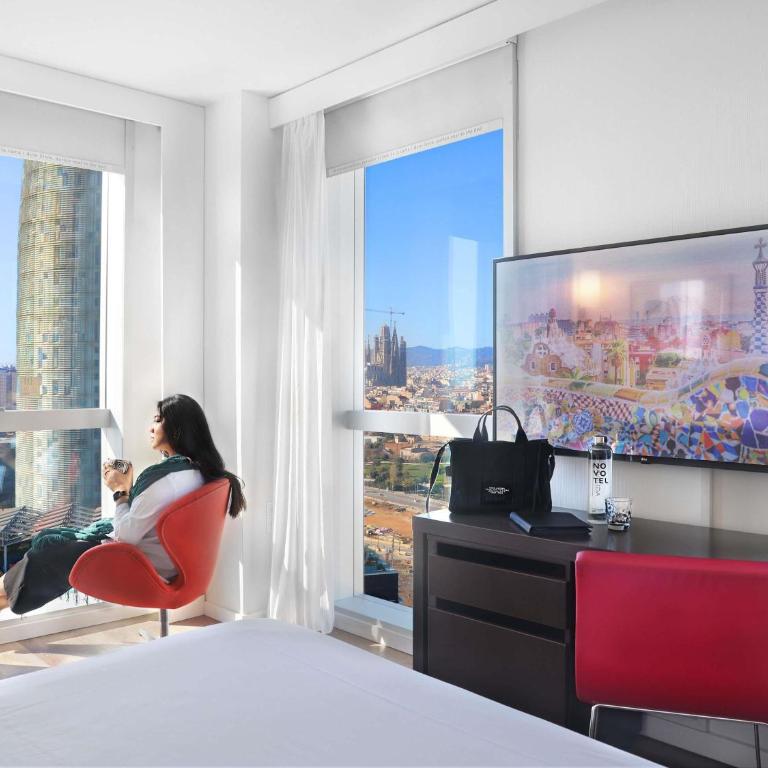 Novotel Barcelona City - Habitación Doble Superior con vistas - 7