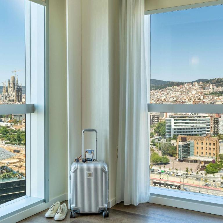 Novotel Barcelona City - Habitación Doble Superior con vistas - 6