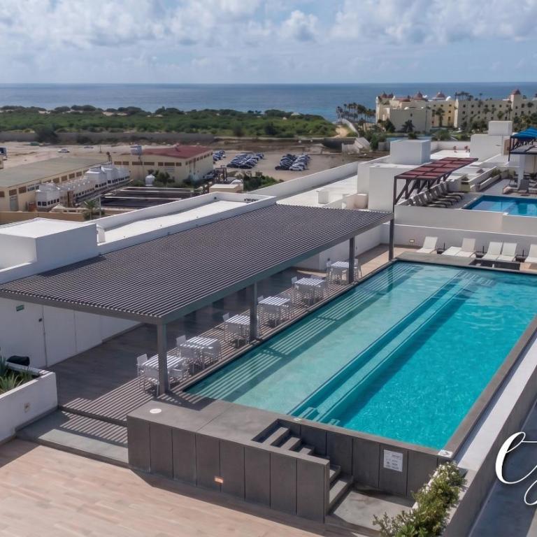 Endless Summer - Award Winning 2Bed 2Bath Condo - Heated Rooftop Pool with Ocean Views - Gym - 5min walk to Beach - Fiber Internet - Sleeps 6 - Apartamento - 1