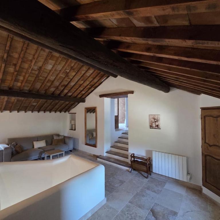 Mas d'exception à Mallemort avec piscine - Maison 3 Chambres - 13