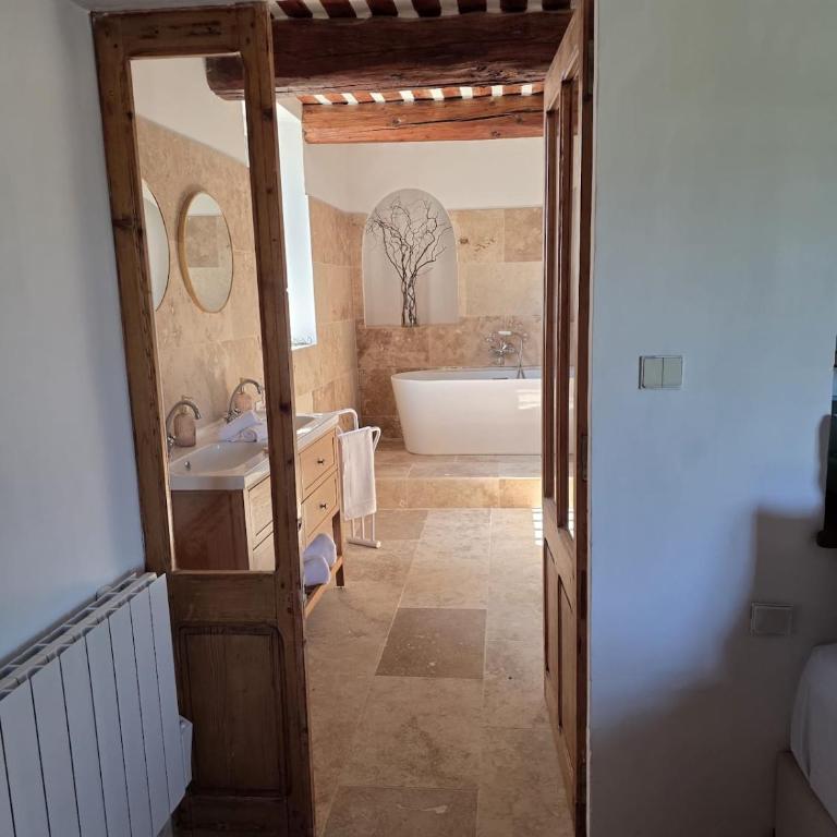 Mas d'exception à Mallemort avec piscine - Maison 3 Chambres - 18