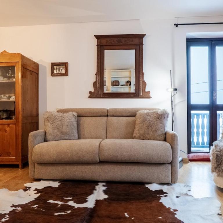 MCX VACATION RENTAL -Maison Dedde, Alpine Duplex in Valtournenche, just 3 minutes from the ski lifts and 200 m from the town centre - Apartment mit 2 Schlafzimmern - 5