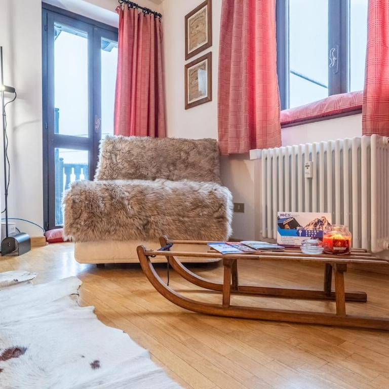 MCX VACATION RENTAL -Maison Dedde, Alpine Duplex in Valtournenche, just 3 minutes from the ski lifts and 200 m from the town centre - Apartment mit 2 Schlafzimmern - 8