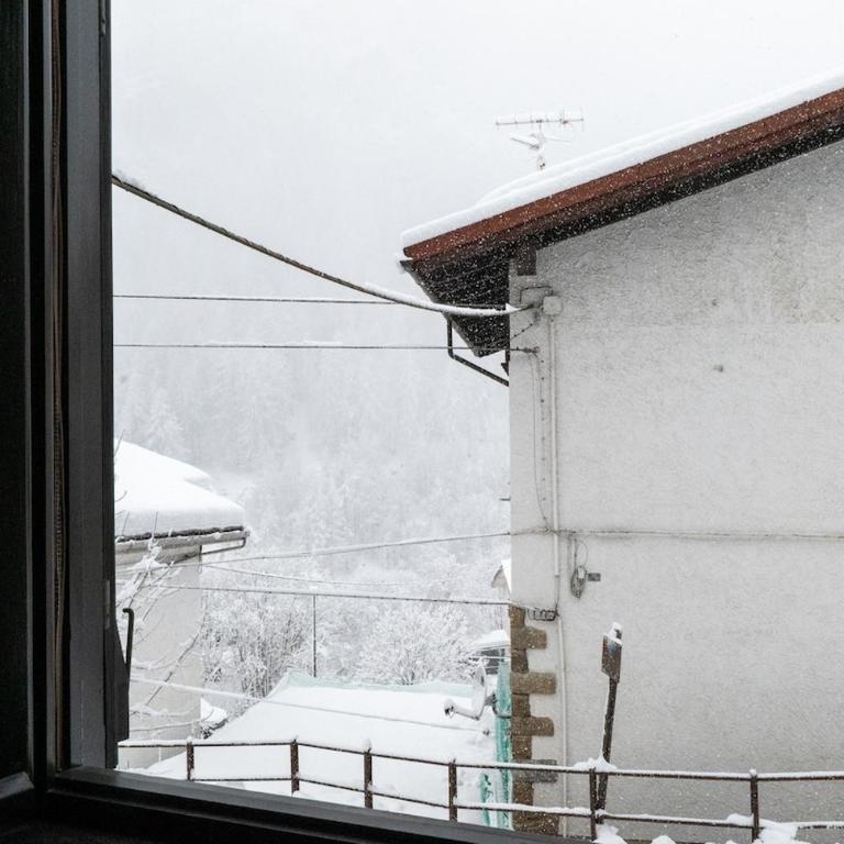 MCX VACATION RENTAL -Maison Dedde, Alpine Duplex in Valtournenche, just 3 minutes from the ski lifts and 200 m from the town centre - Apartment mit 2 Schlafzimmern - 30