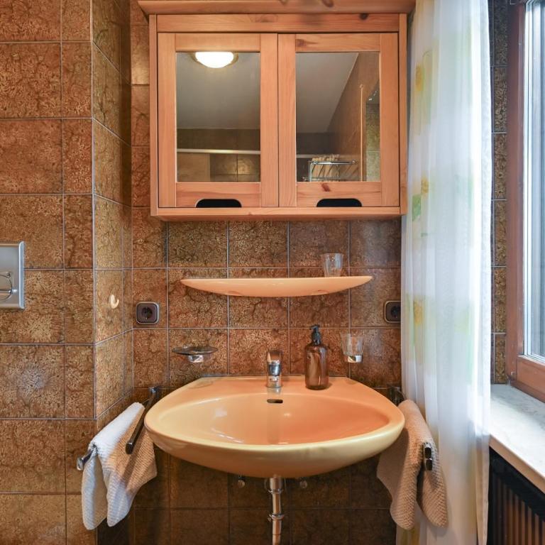 Ferienhaus AlpenVilla - mit Sauna und Sommerhörnerbahnen kostenlos - Ferienhaus - 90