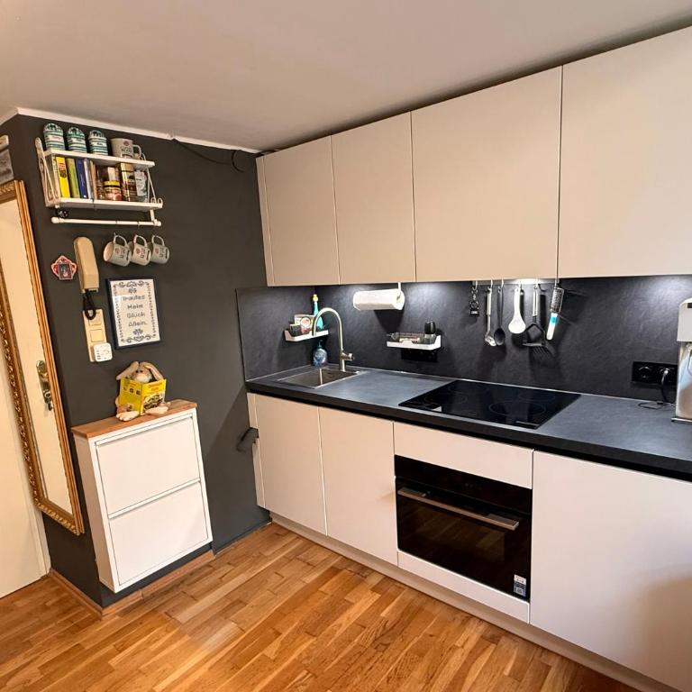 Cute, Quiet and Central - Self Check In - Apartment mit 1 Schlafzimmer - 3