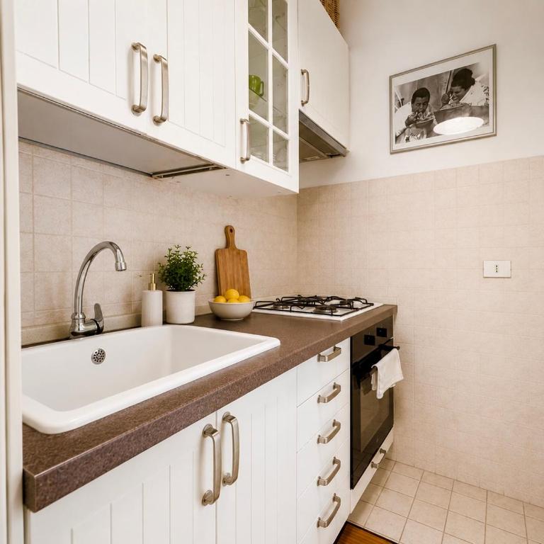 SUITE 14 - Appartamento delizioso in ROMA Centro- 200 mt da METRO B - One-Bedroom Apartment - 10