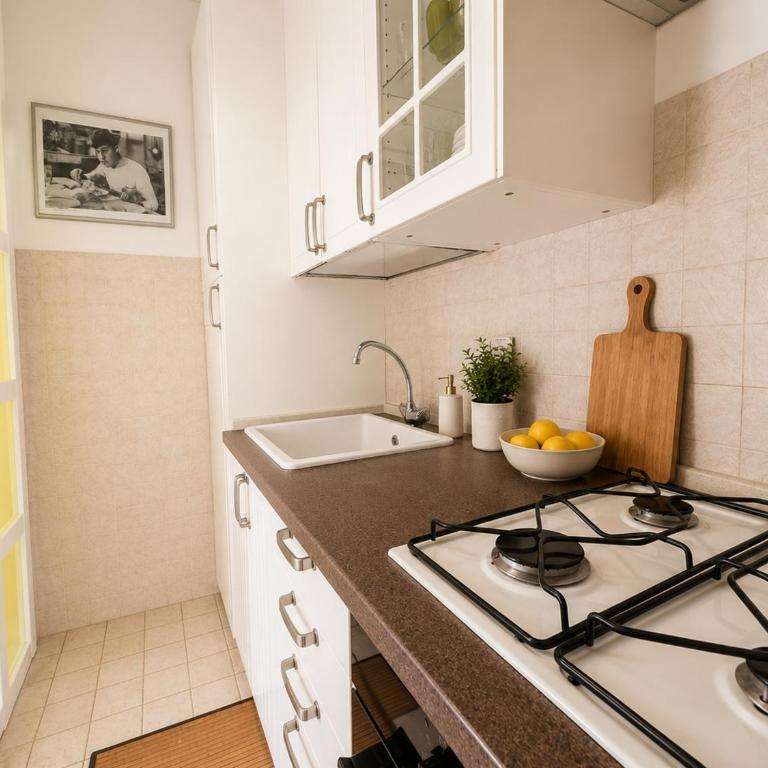 SUITE 14 - Appartamento delizioso in ROMA Centro- 200 mt da METRO B - One-Bedroom Apartment - 12