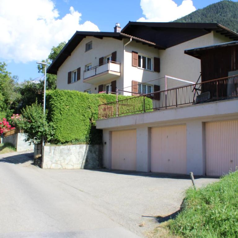 Grosse, schöne Wohnung im Grünen - Apartment mit 4 Schlafzimmern - 1