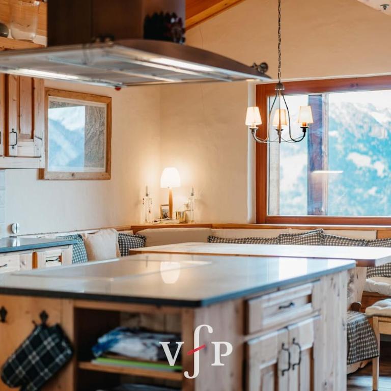 Stunning duplex attic apartment - Appartement - 10