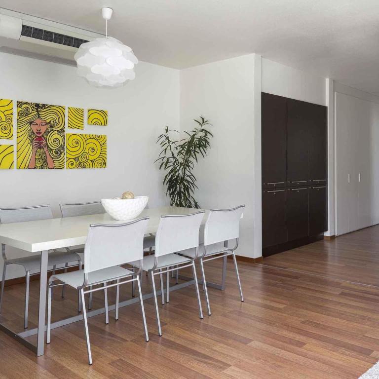 ibis Locarno - Deluxe Suite with One Double Bed and Sofa - 3